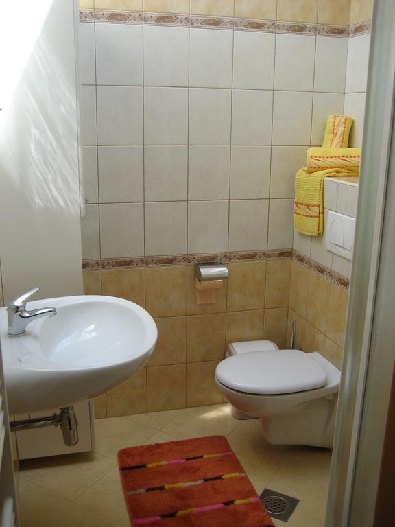 Apartamento Turisticna Kmetija Pri Rebkovih Ajdovščina Habitación foto